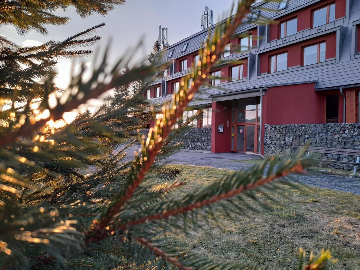 Apartma Raj V Ramzove Ostružná Exterior foto